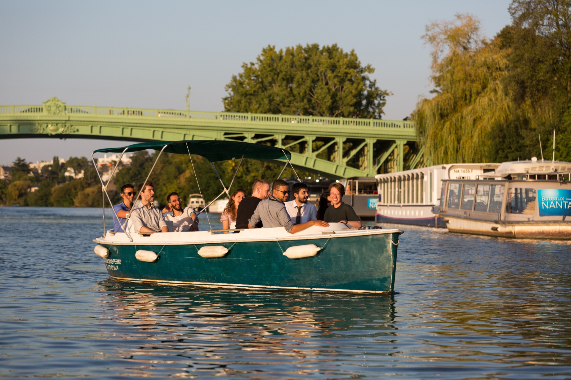 Picture 2 of announcement 646