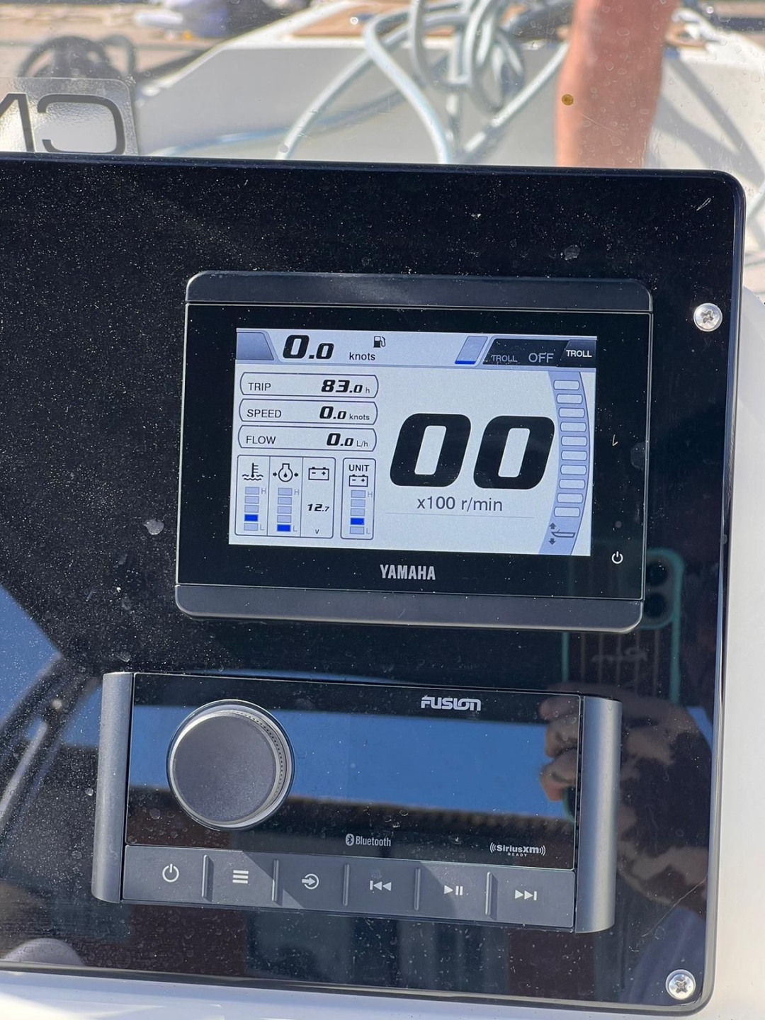 Picture 12 of announcement 1242