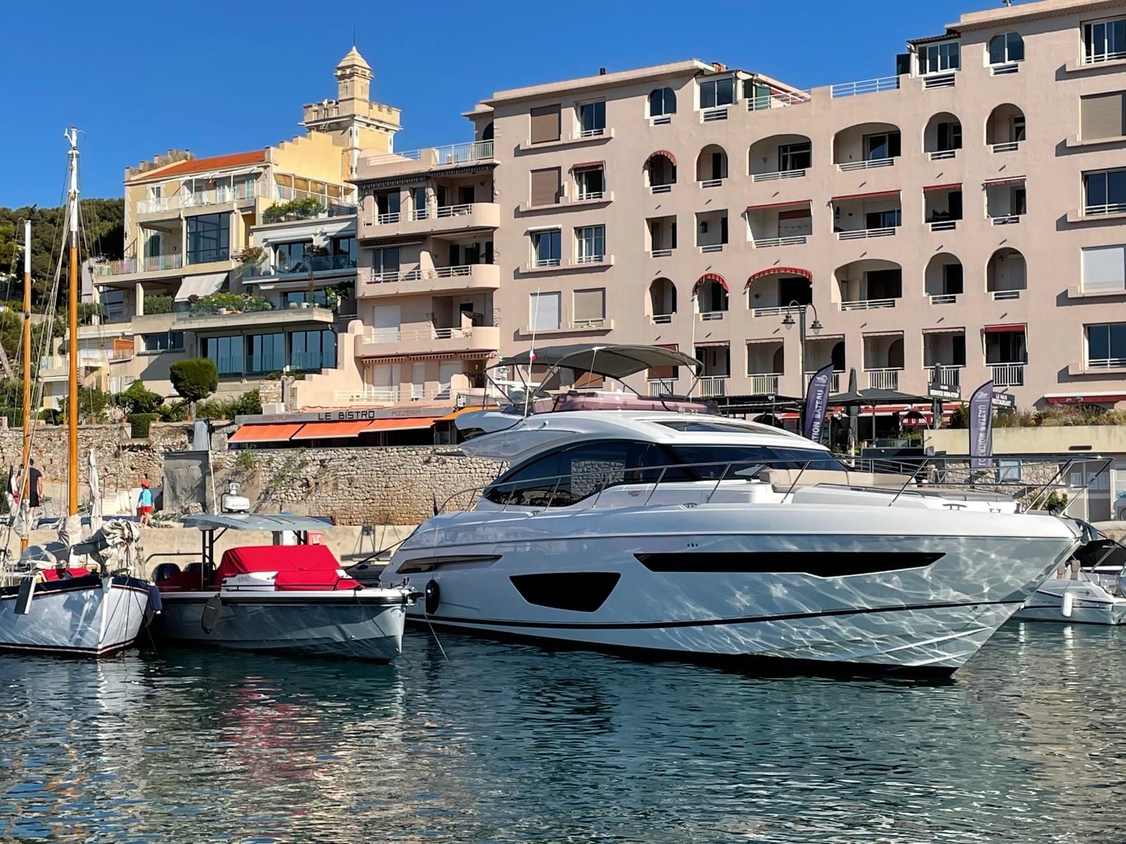 Picture 11 of announcement 1328