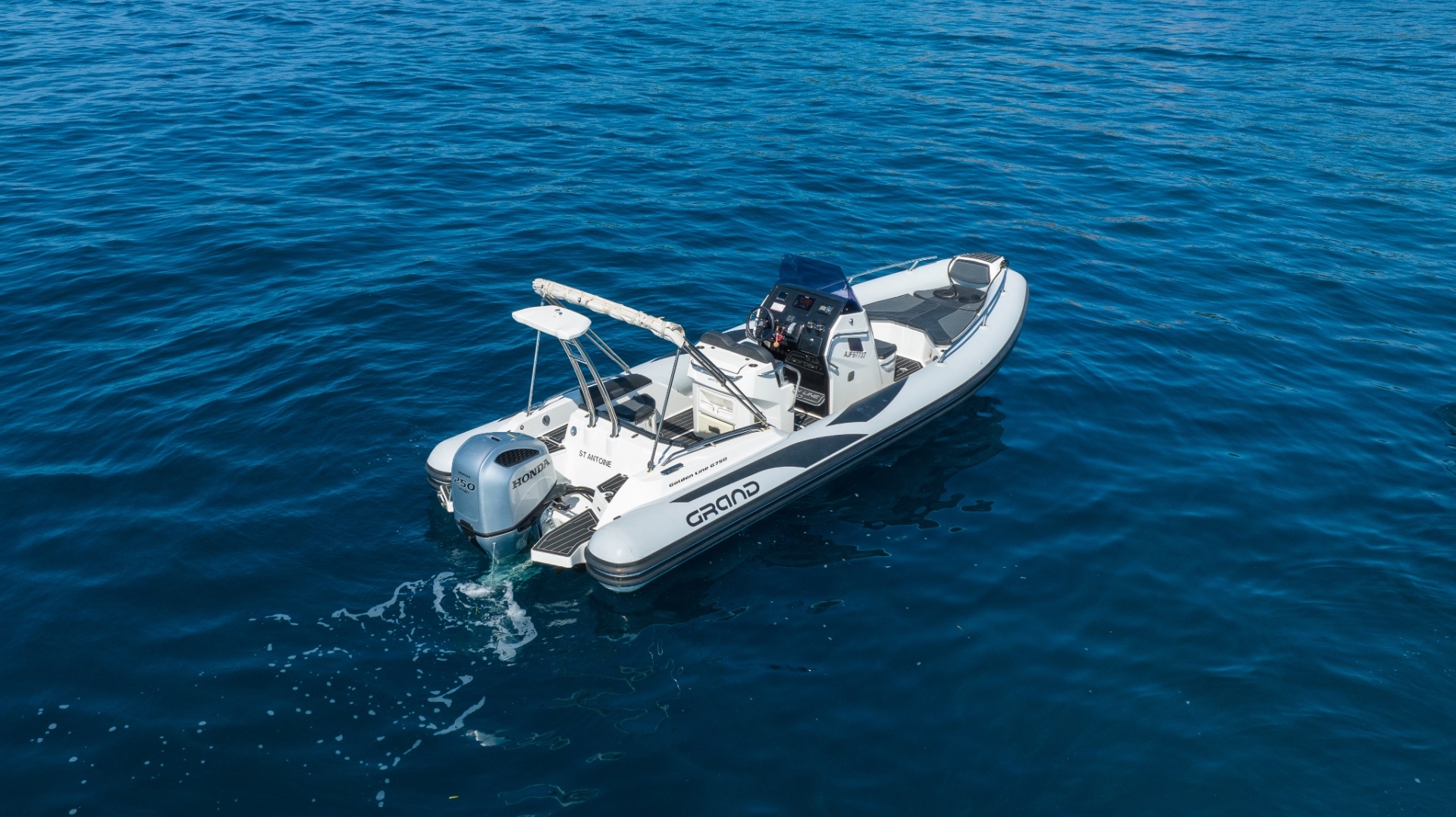 Picture 2 of announcement 1973