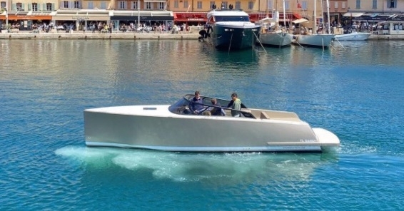 main picture announcement