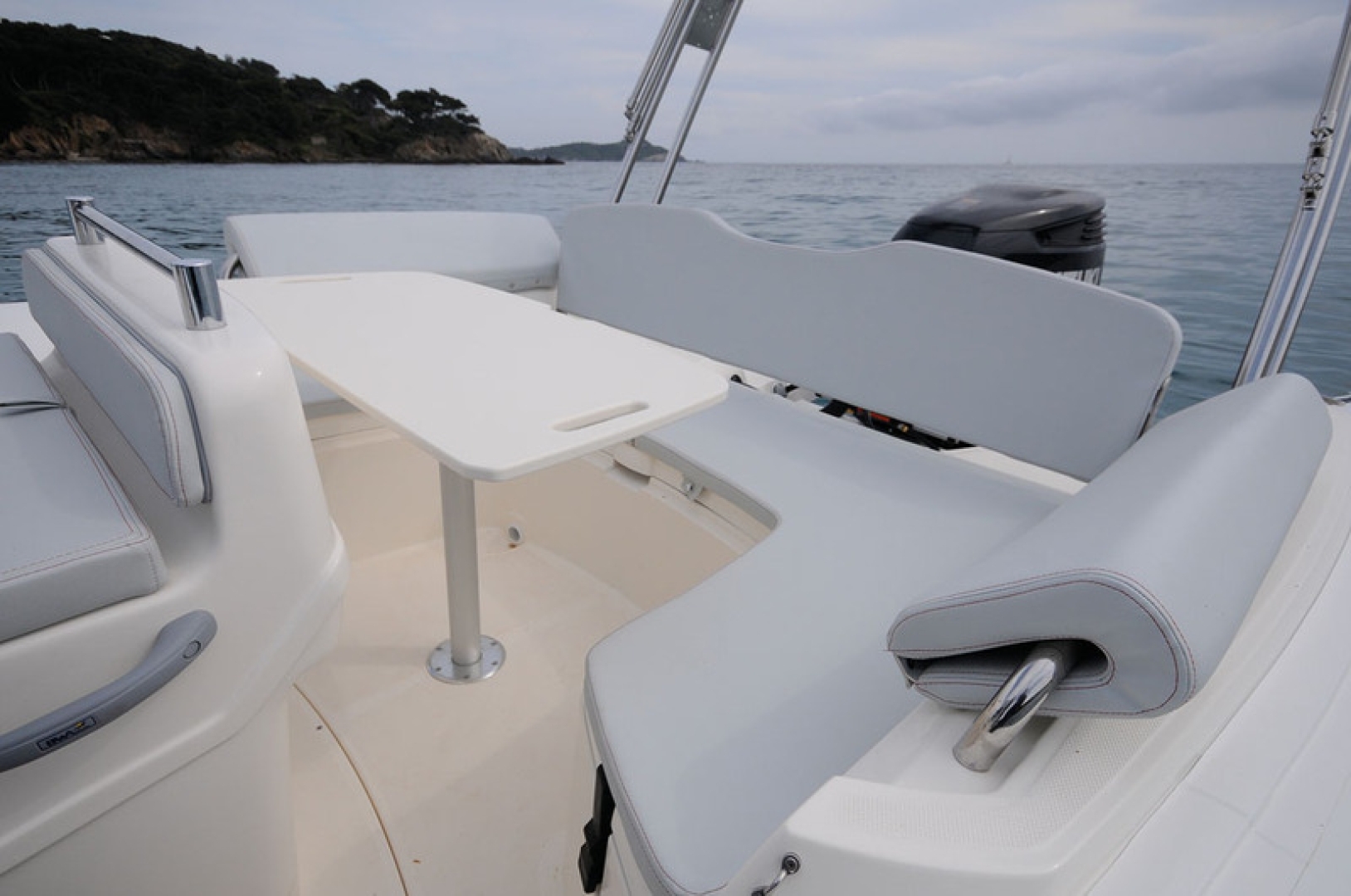 Picture 6 of announcement 6678