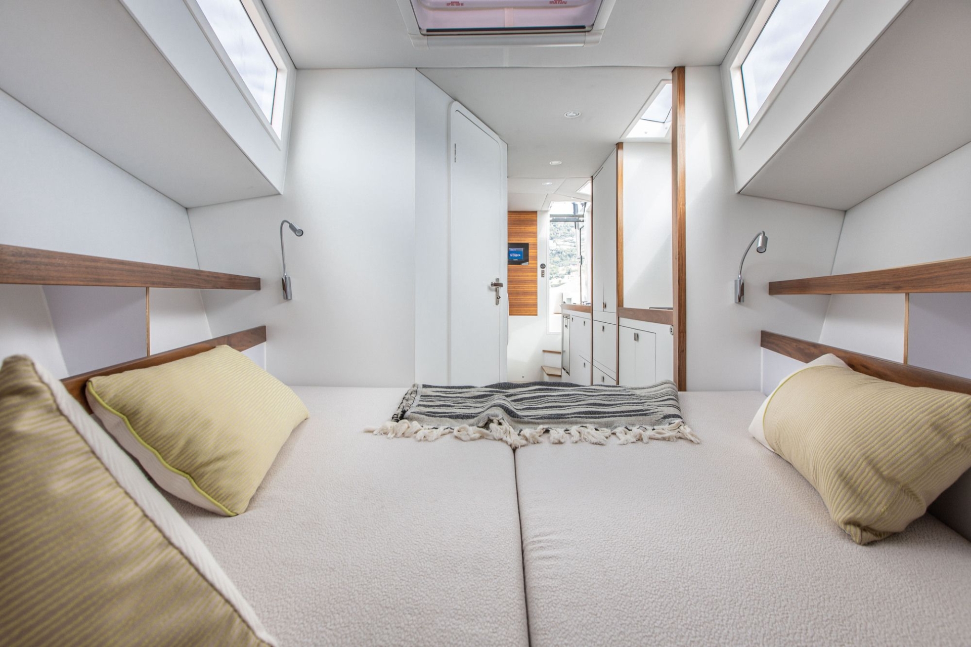 Picture 7 of announcement 16047