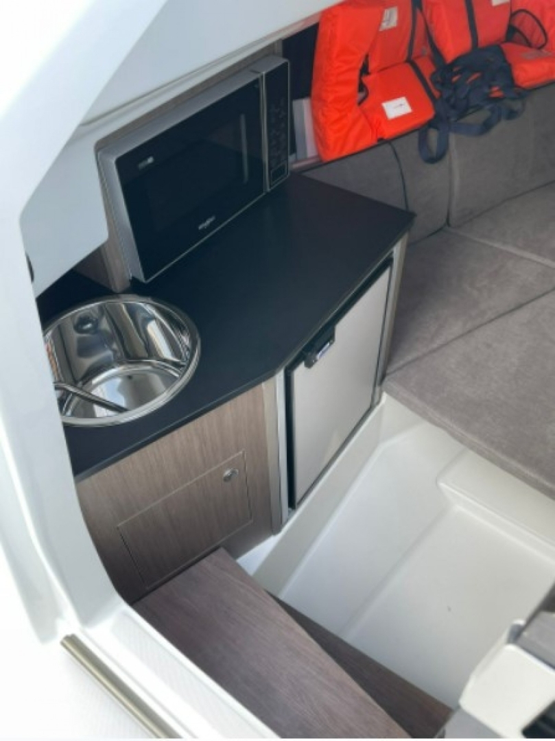 Picture 11 of announcement 19719