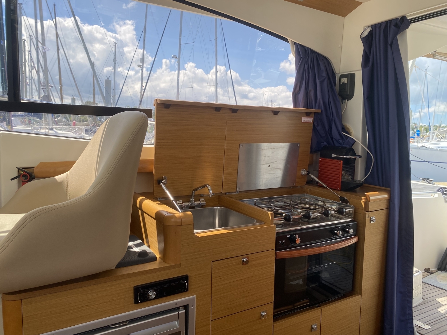 Picture 7 of announcement 20504