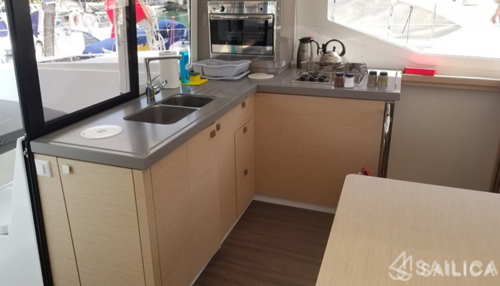 Picture 4 of announcement 21850