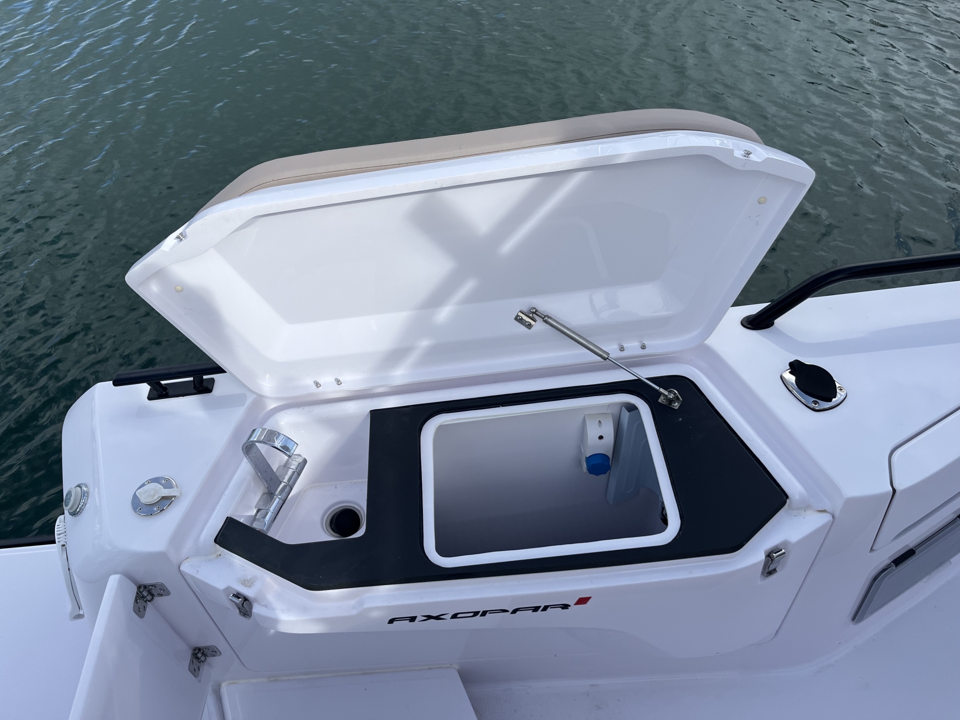 Picture 16 of announcement 23924