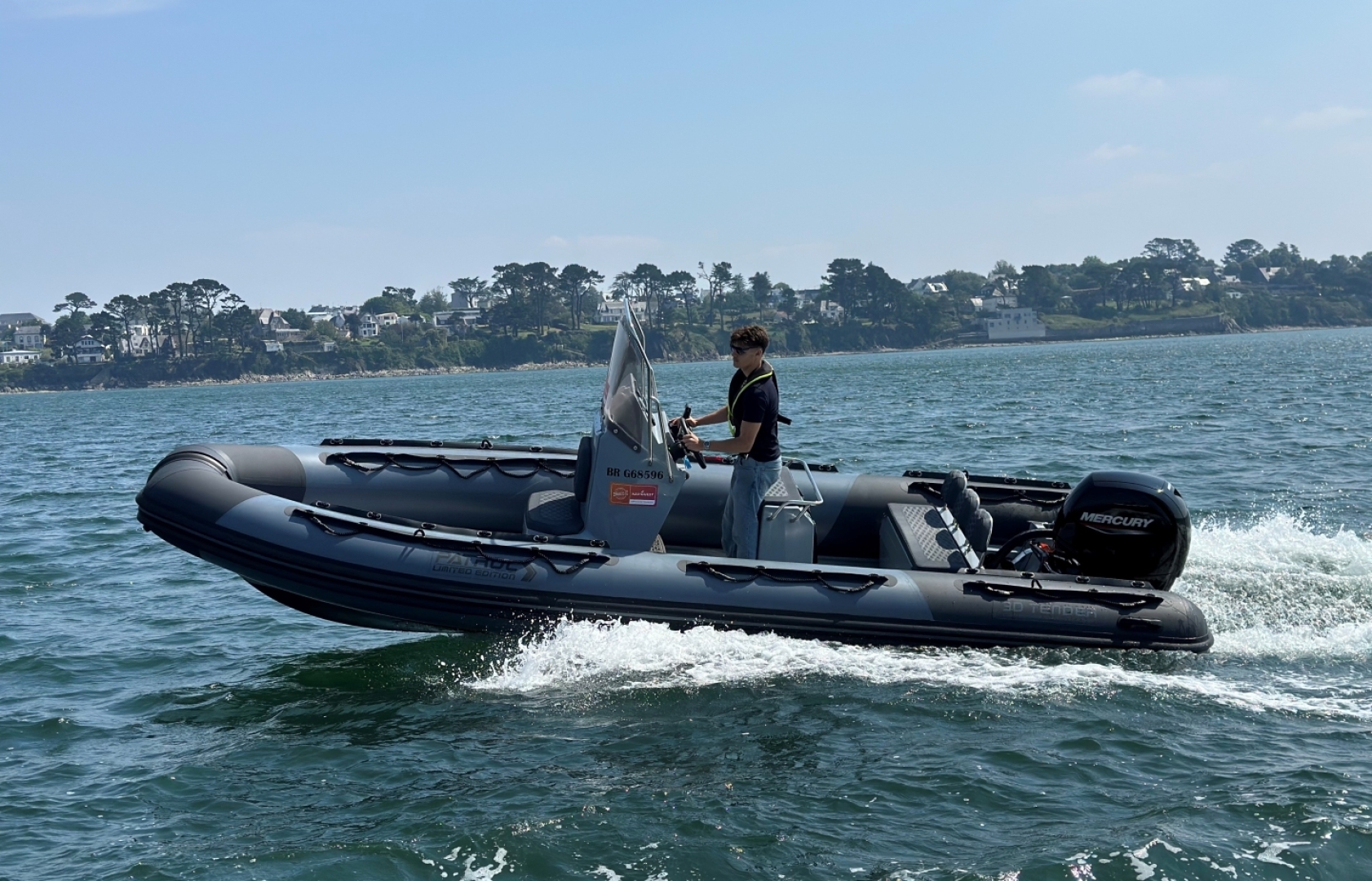 main picture announcement