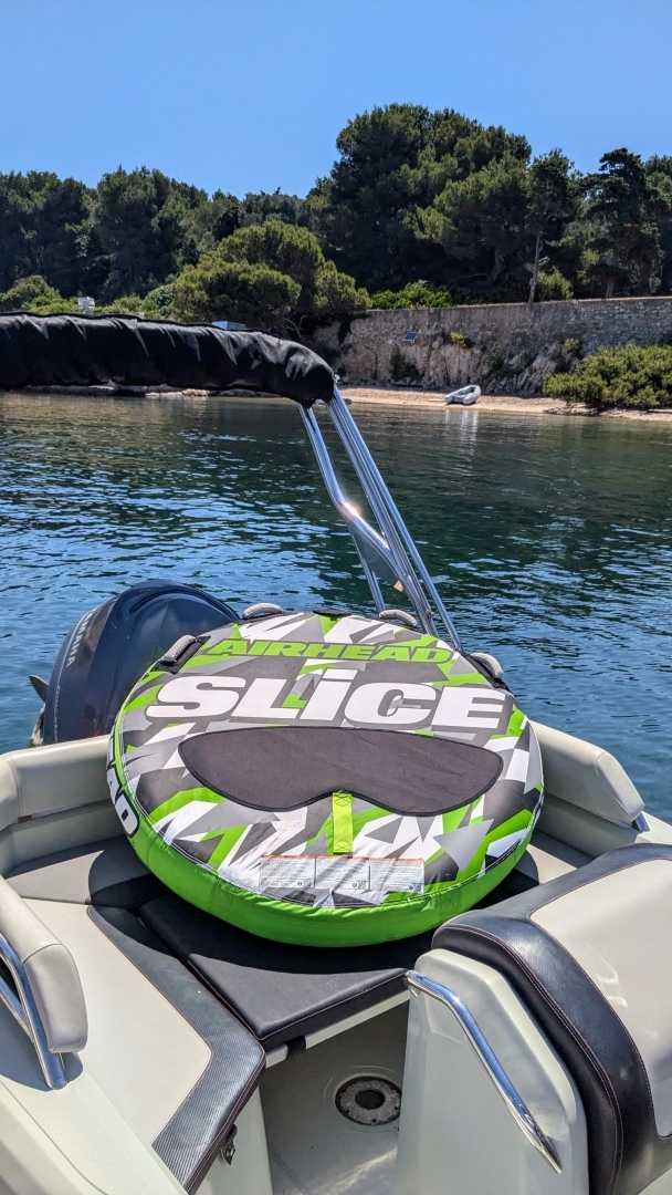 Picture 18 of announcement 27693