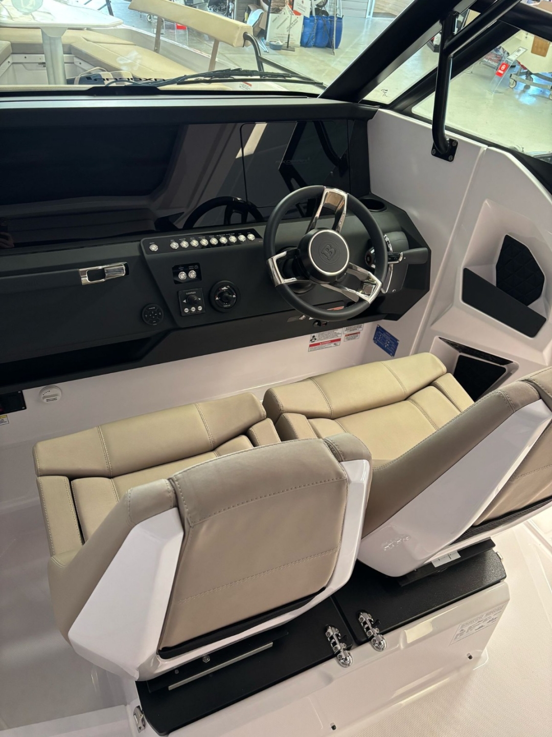 Picture 3 of announcement 28004