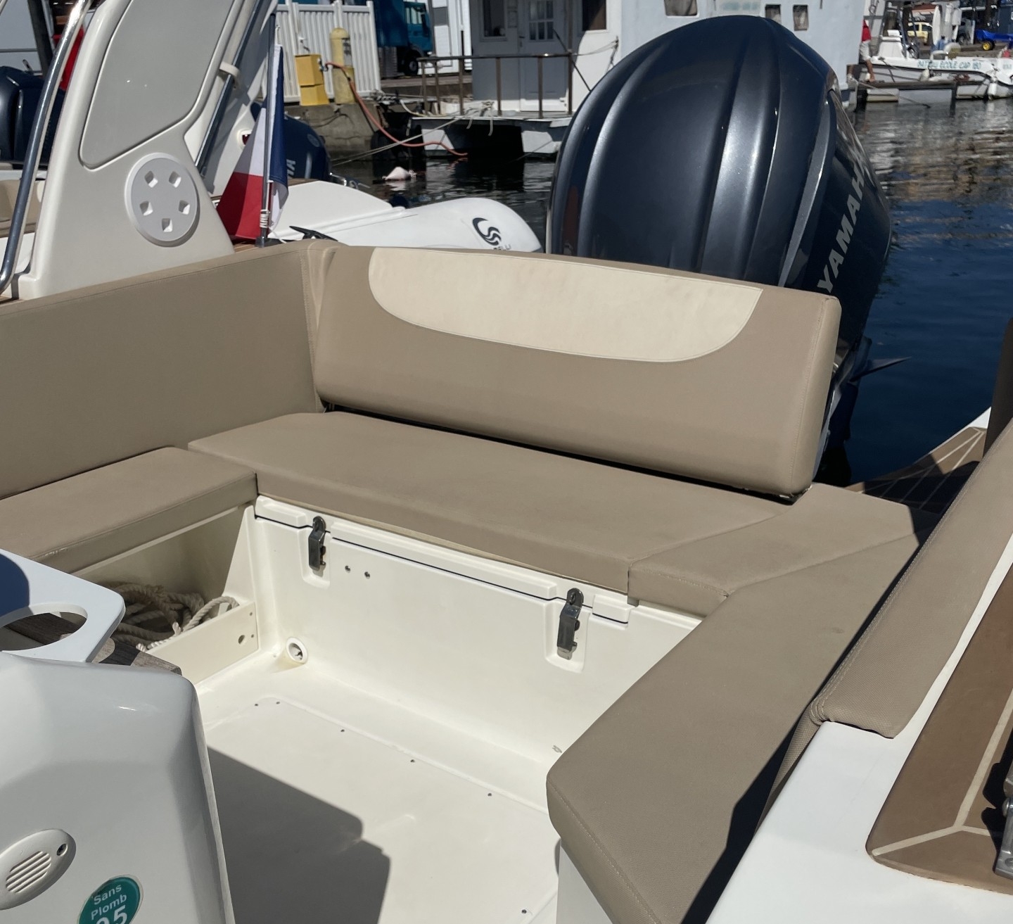 Picture 6 of announcement 28421