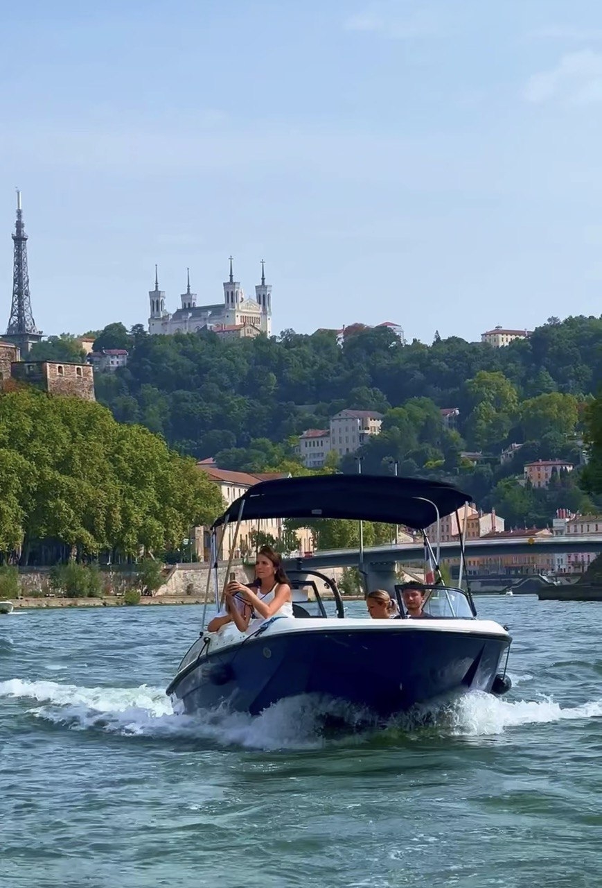 main picture announcement